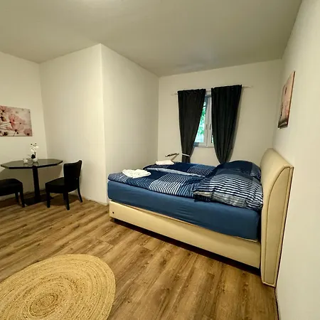 Ferien 5 Apartman *
