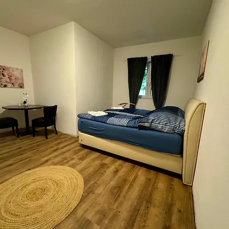 Apartman Ferien 5 *